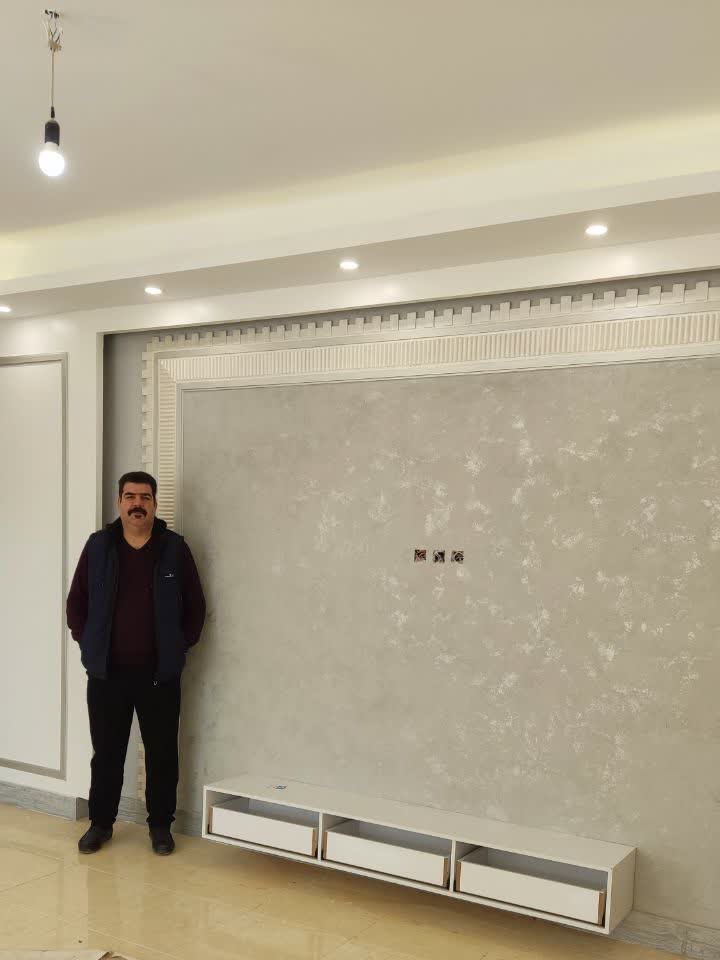 گچ‌کاری ظریف و دقیق برای پذیرایی